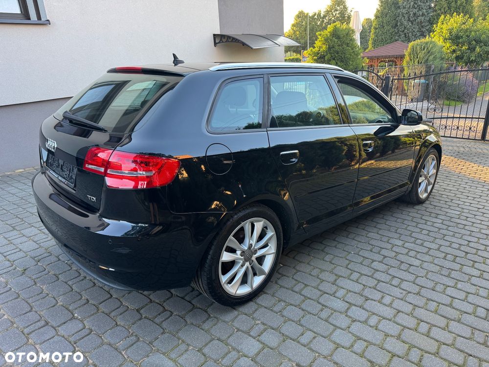 Audi A3 Sportback 2.0 TDI Ambiente - 4