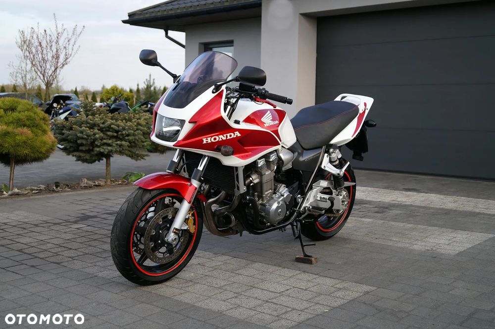 Honda CB - 2