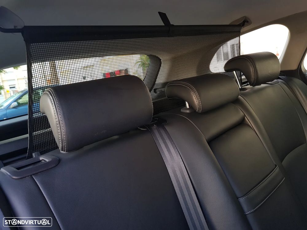 Toyota Avensis SW 2.0 D-4D Exclusive - 42