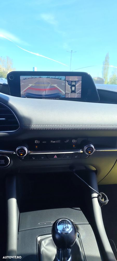 Mazda 3 e-Skyactiv G122 MHEV Plus - 8