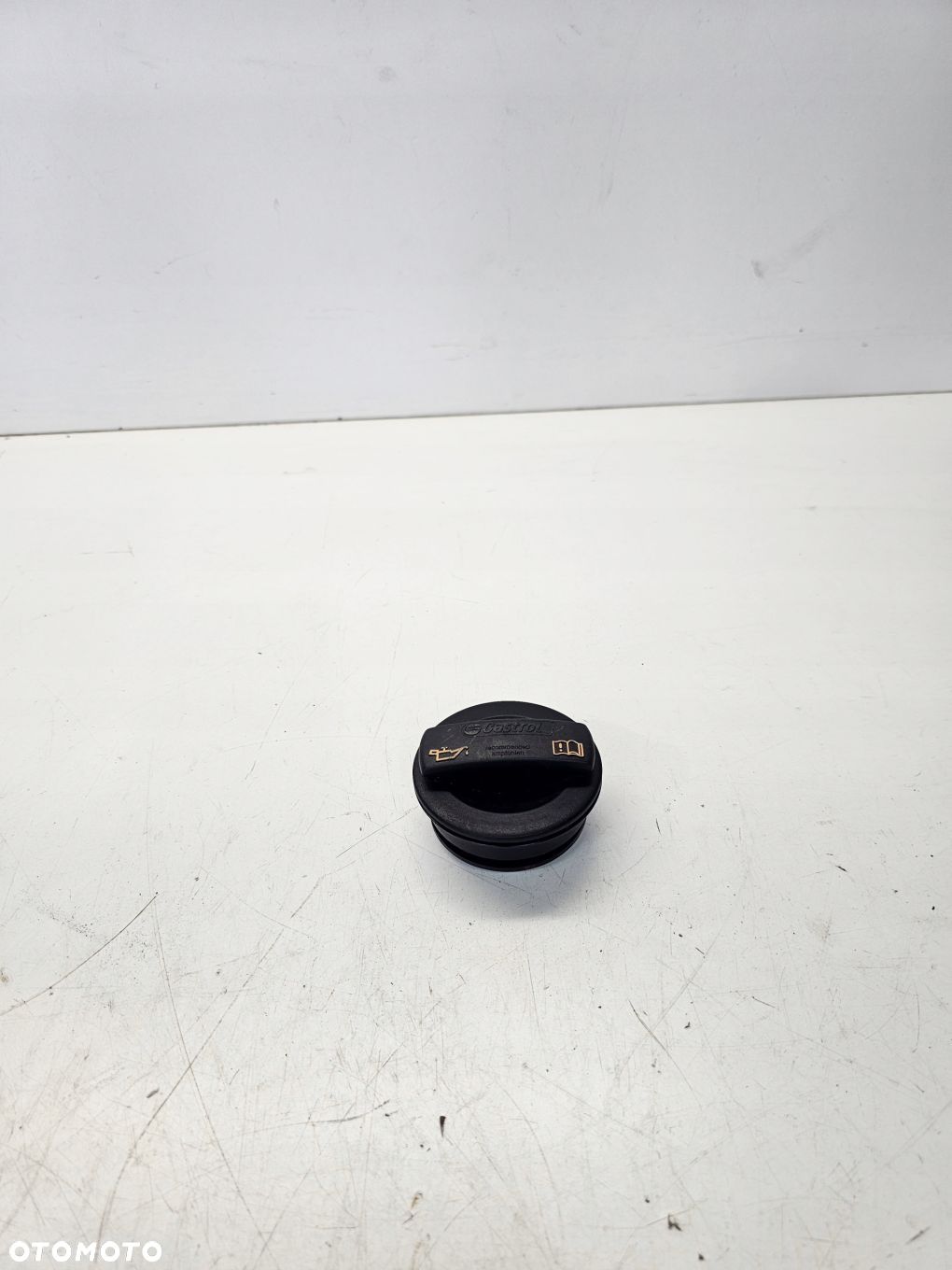 KOREK WLEWU OLEJU AUDI VW SEAT SKODA 1.6 TDI 06C103485AC - 1