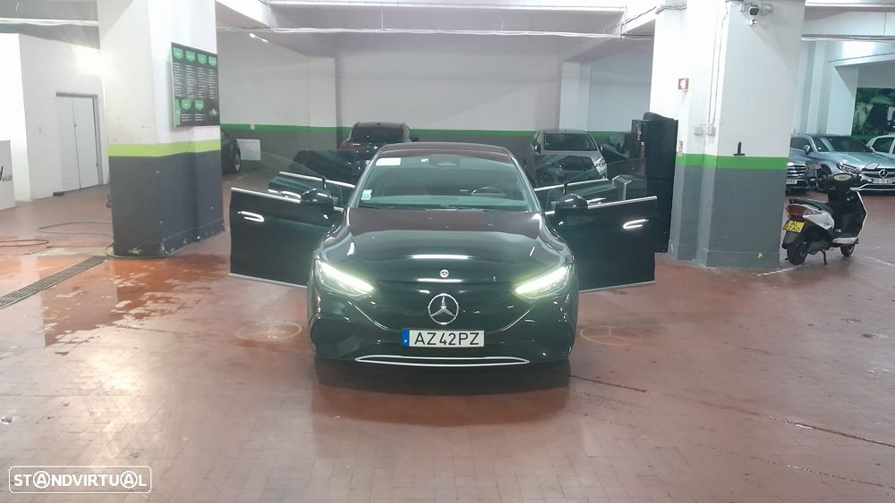 Mercedes-Benz EQE 350 - 4