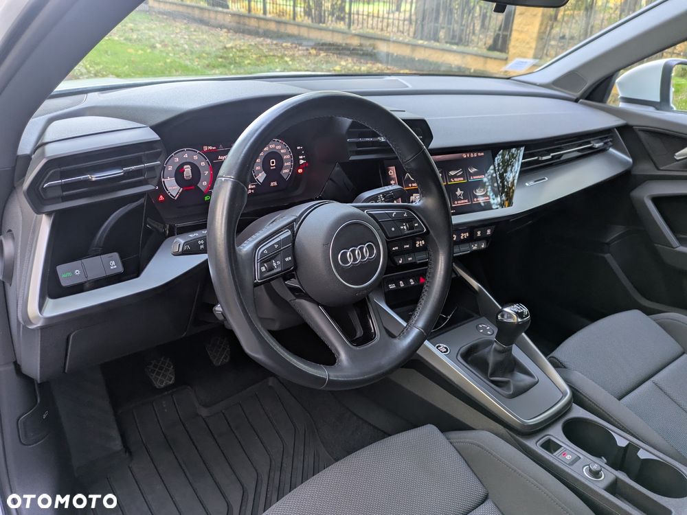 Audi A3 Sportback - 13