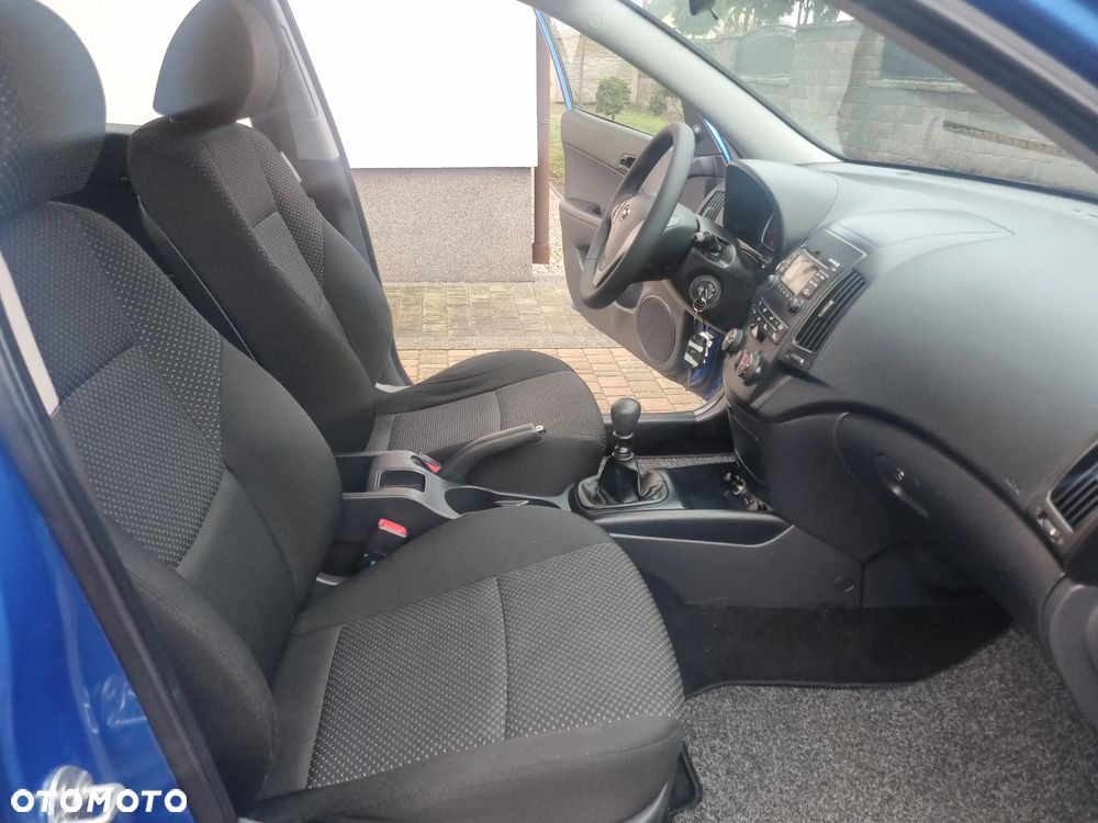 Hyundai i30 1.4 Comfort - 10