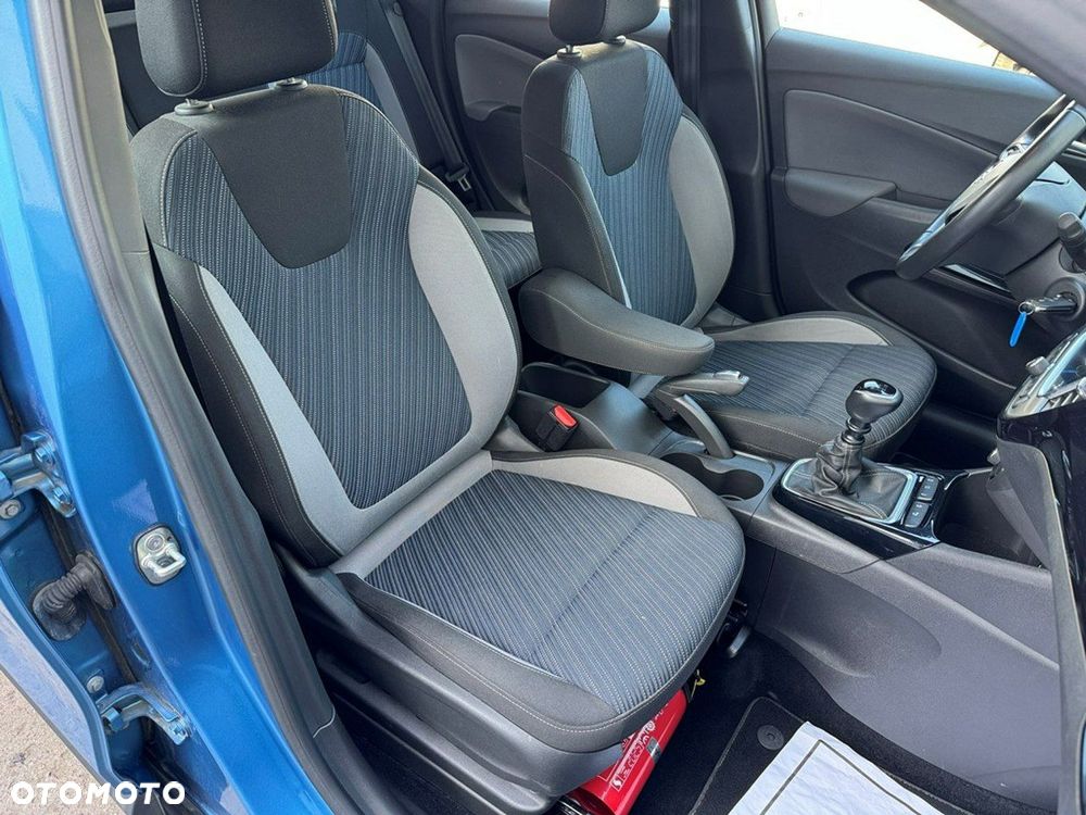 Opel Crossland X - 13