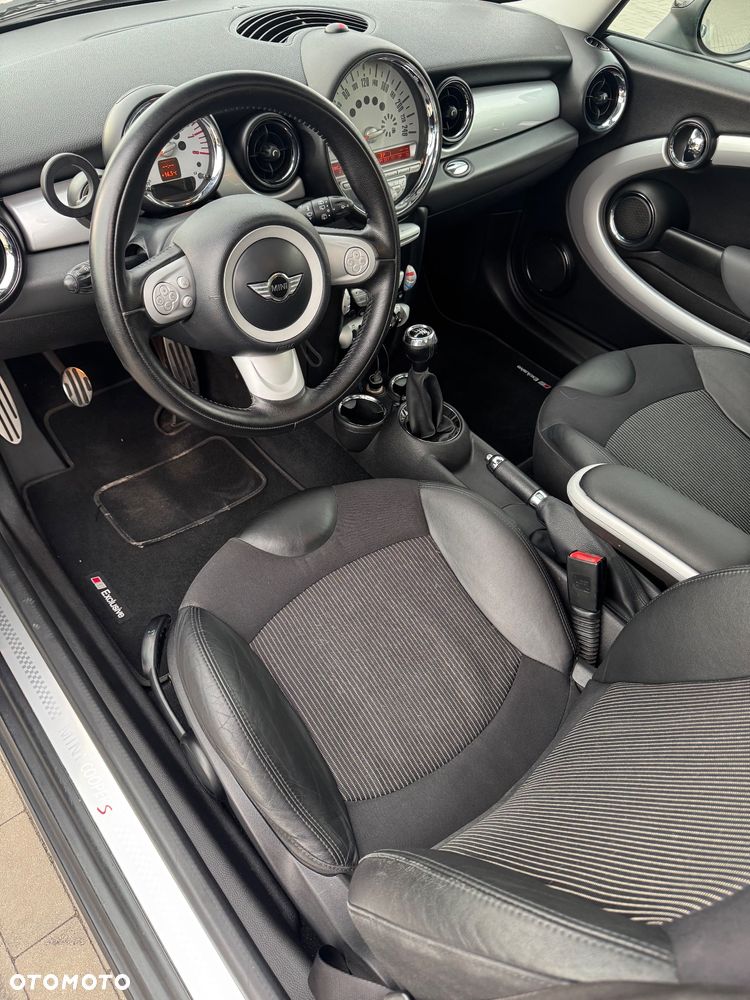 MINI Cooper S Standard - 11