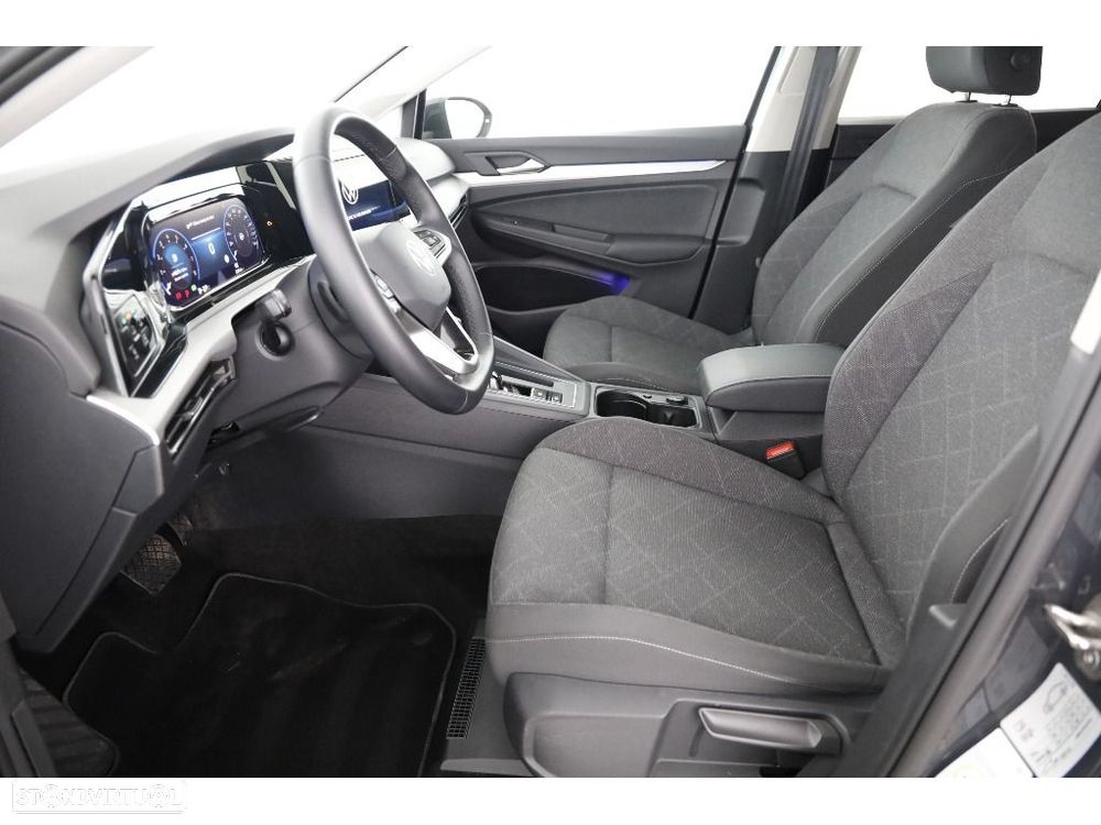 VW Golf 1.0 eTSI Life DSG - 12