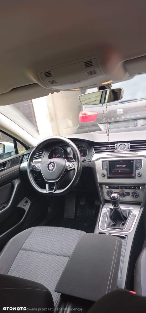 Volkswagen Passat - 7