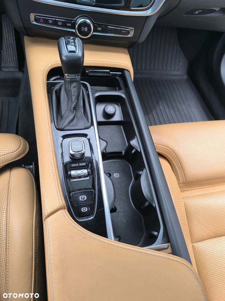 Volvo S90 T6 AWD Geartronic Inscription - 16