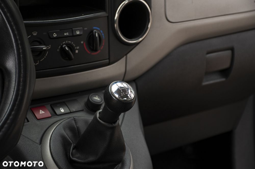 Peugeot Partner HDi FAP 110 Premium - 36