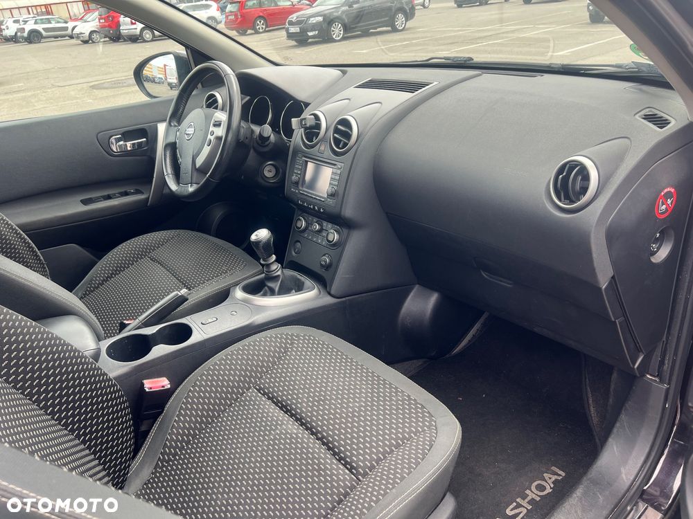 Nissan Qashqai 2.0 Acenta - 19