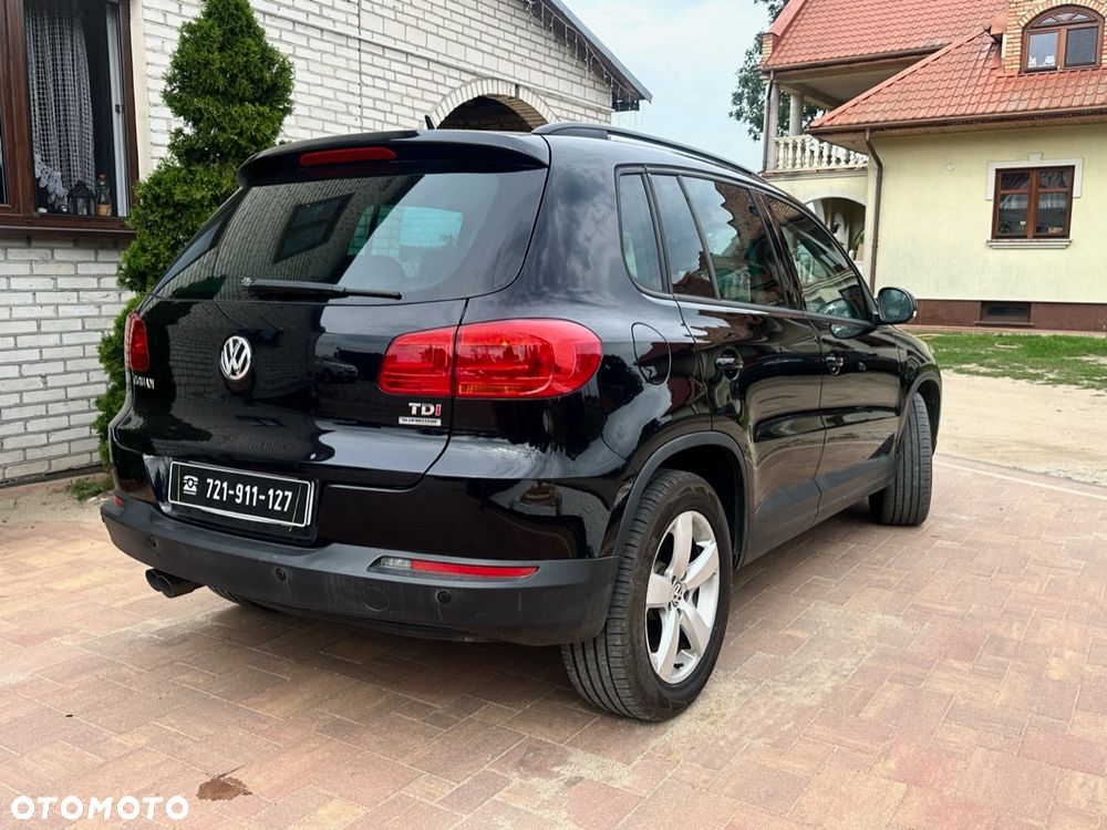 Volkswagen Tiguan - 11