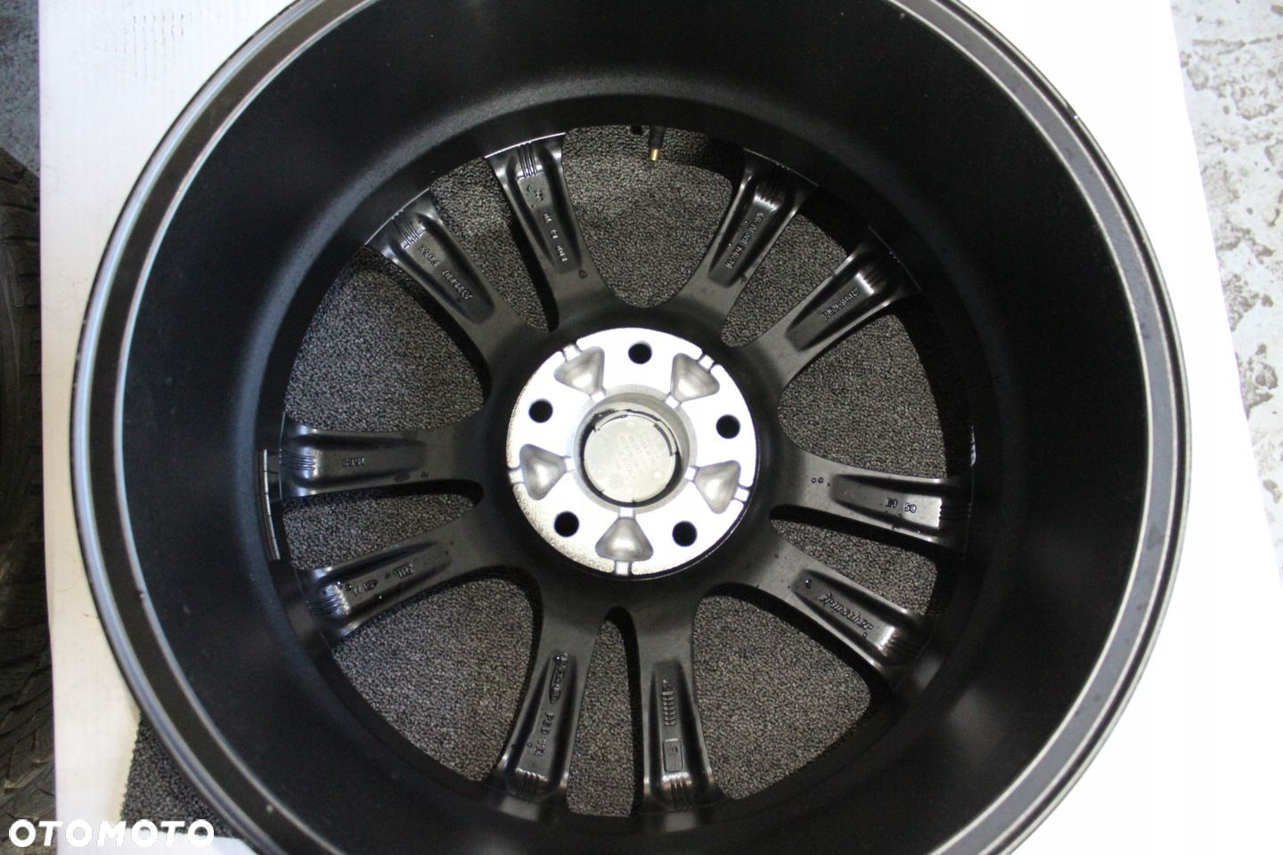 1x KIA IRMSCHER MAK 18cali 5x114,3 7,5J ET50 AT7580 F05X - 2