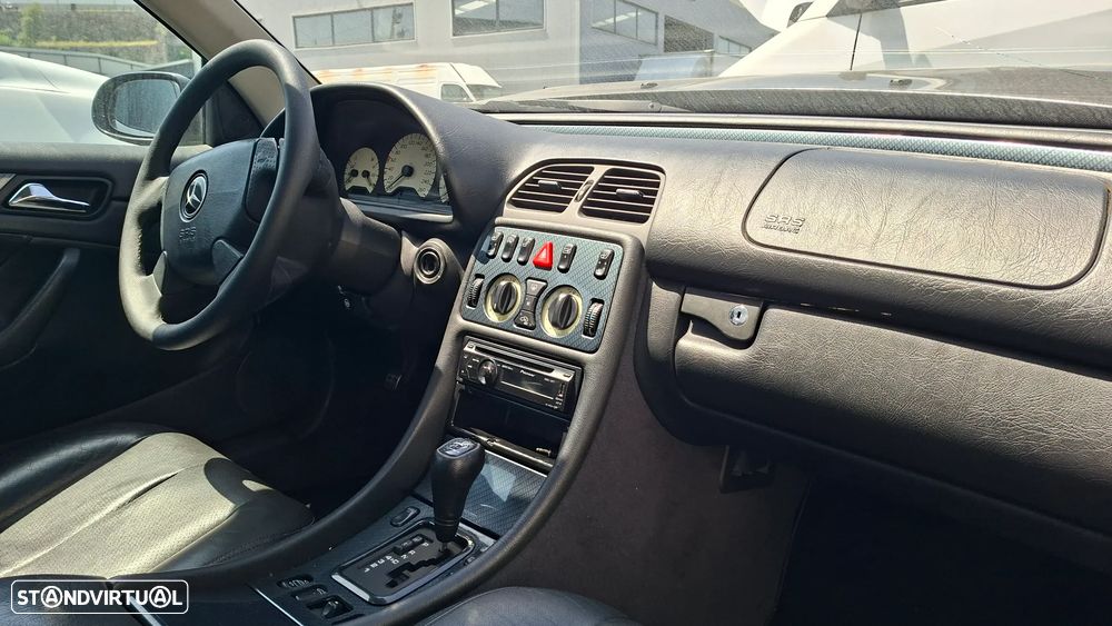 Mercedes-Benz CLK 230 - 6