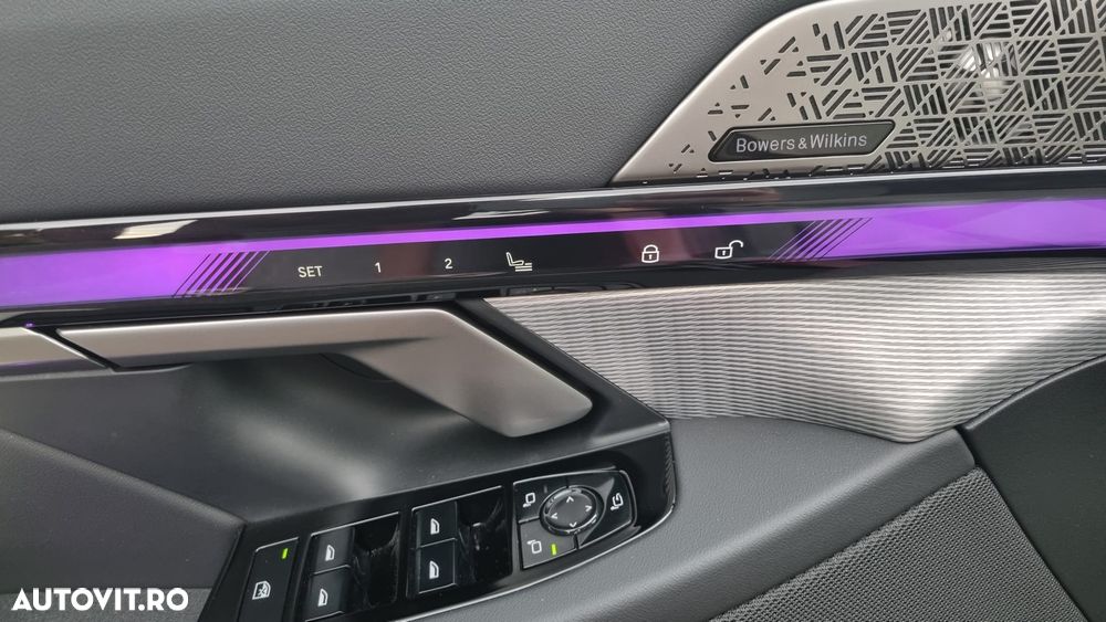 BMW Seria 5 550e xDrive AT PHEV - 15