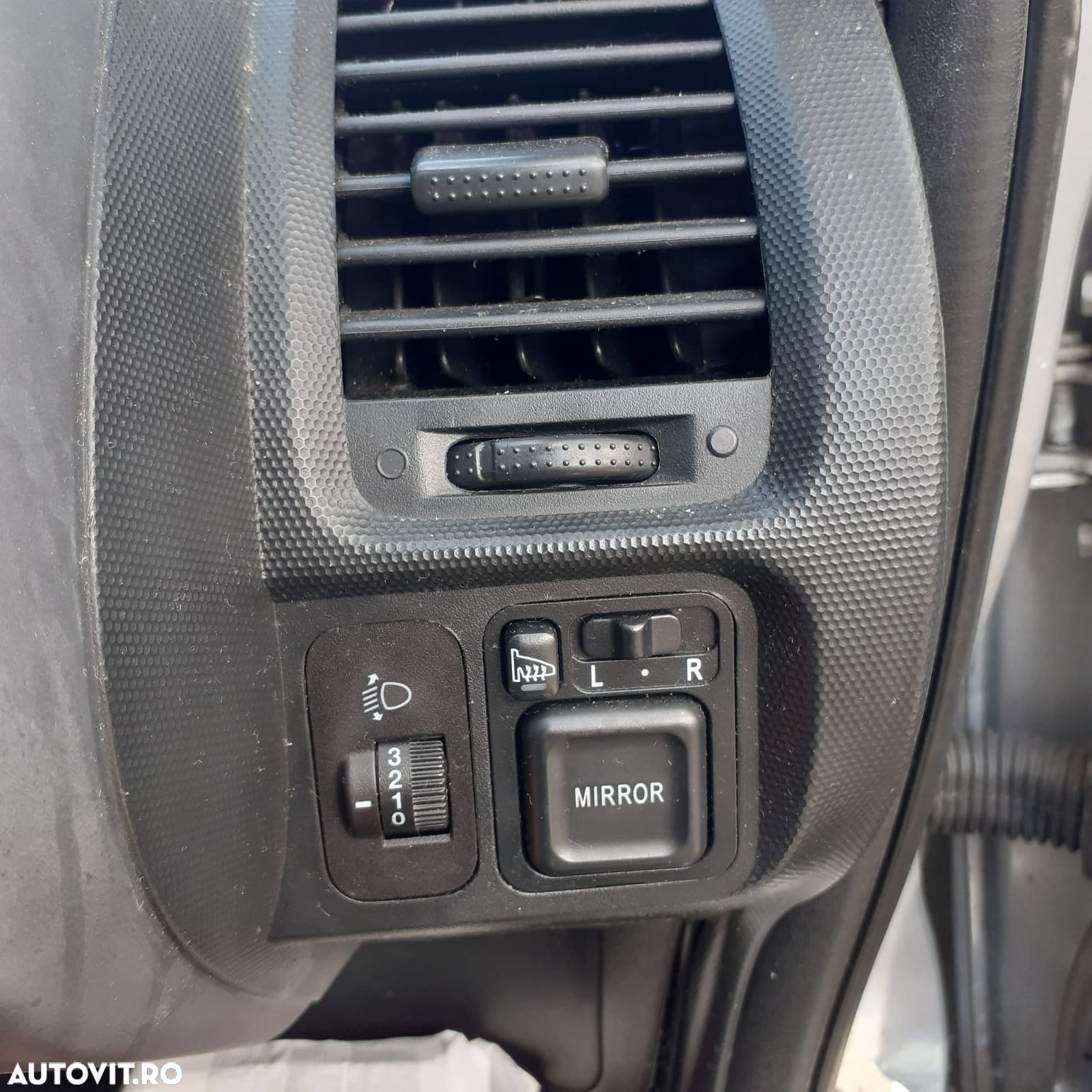 Dezmembrari  Honda JAZZ 2 (GD)  2002  > 2008 1.3 Benzina - 4