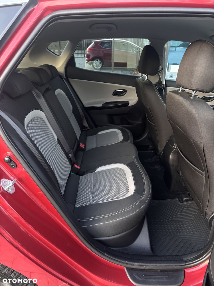 Kia Ceed 1.6 GDI ISG Spirit - 17