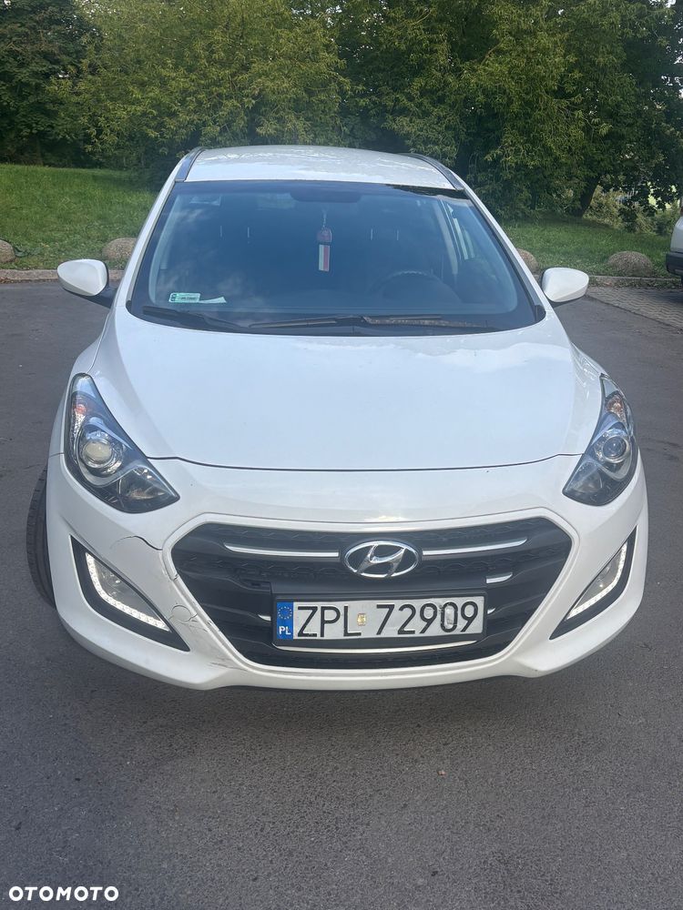 Hyundai i30 - 16