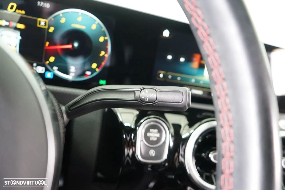 Mercedes-Benz CLA 180 7G-DCT AMG Line - 25