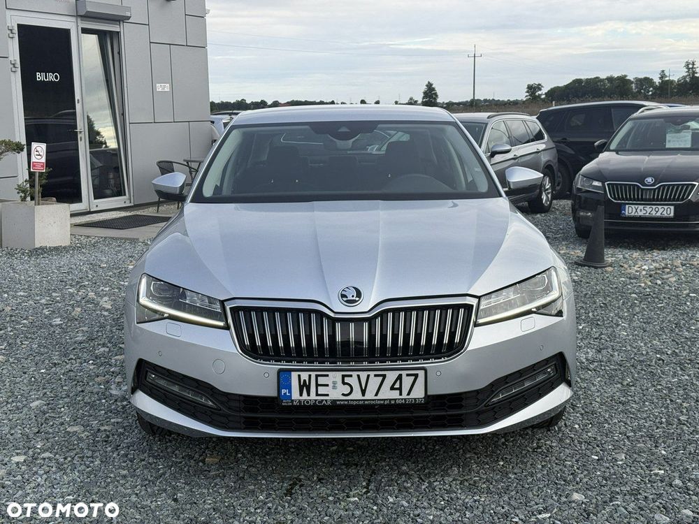 Skoda Superb 2.0 TDI SCR Ambition - 2