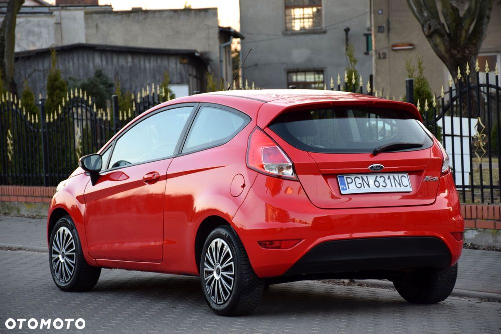 Ford Fiesta 1.25 Celebration - 10