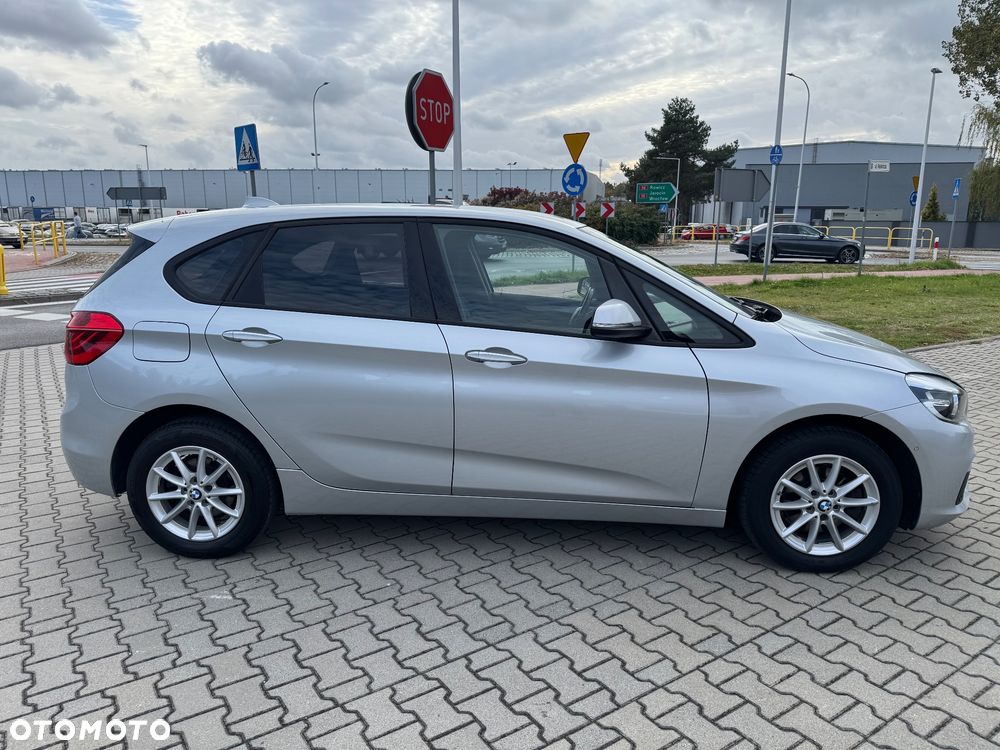 BMW Seria 2 218d xDrive - 2