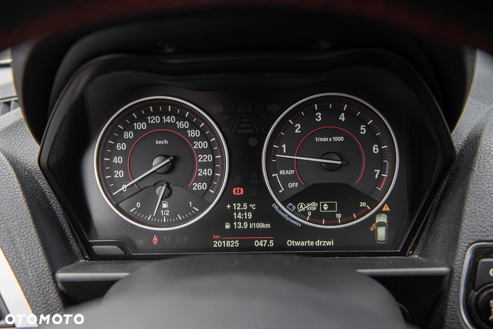 BMW Seria 1 116i Sport Line - 28