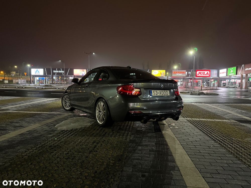 BMW Seria 2 218d - 14