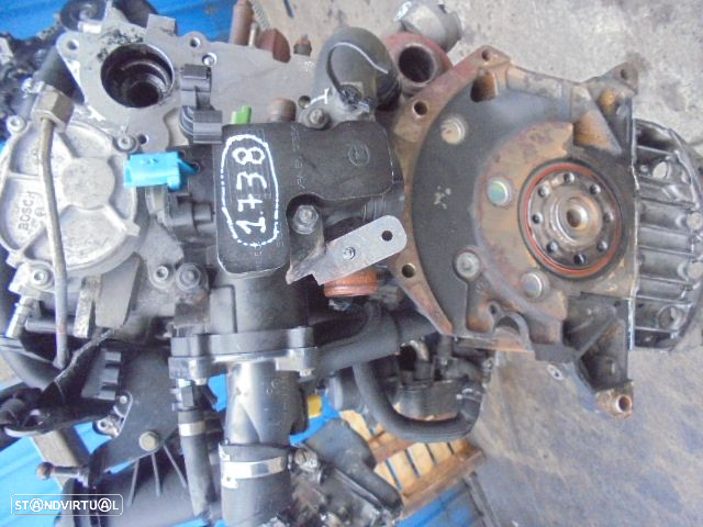 Motor D4204T VOLVO V50 2004 2.0D 136CV 5P CINZA - 2