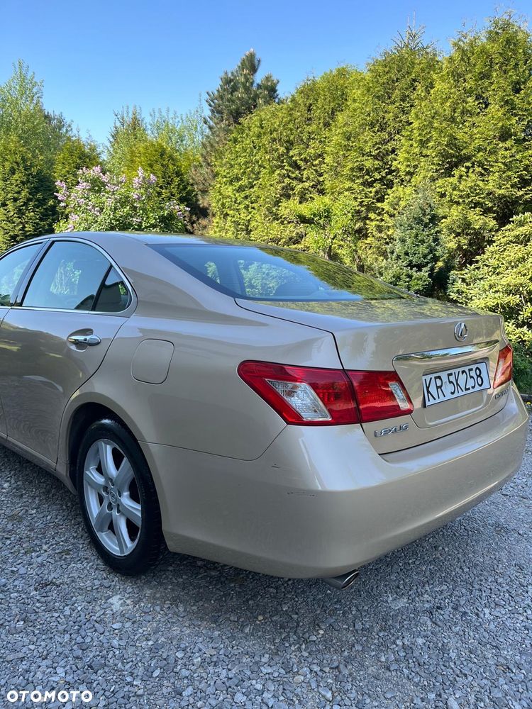 Lexus ES - 2