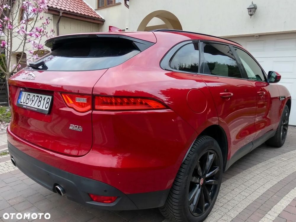 Jaguar F-Pace 30t AWD Prestige - 3