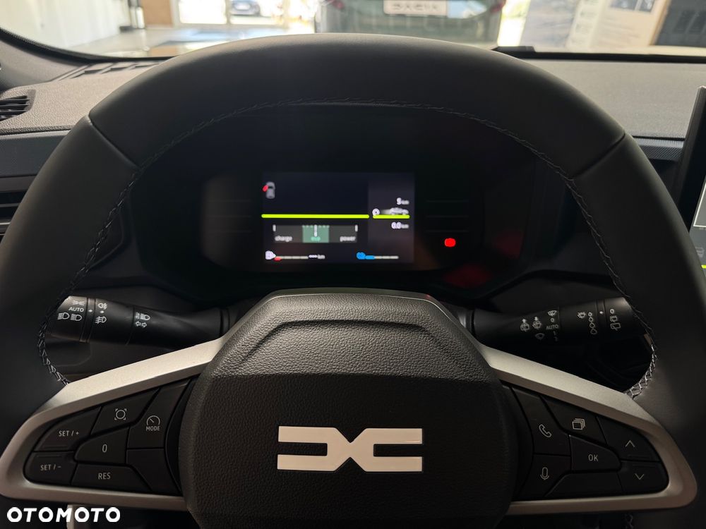 Dacia Duster 1.8 Full Hybrid 155 Journey MMT - 12