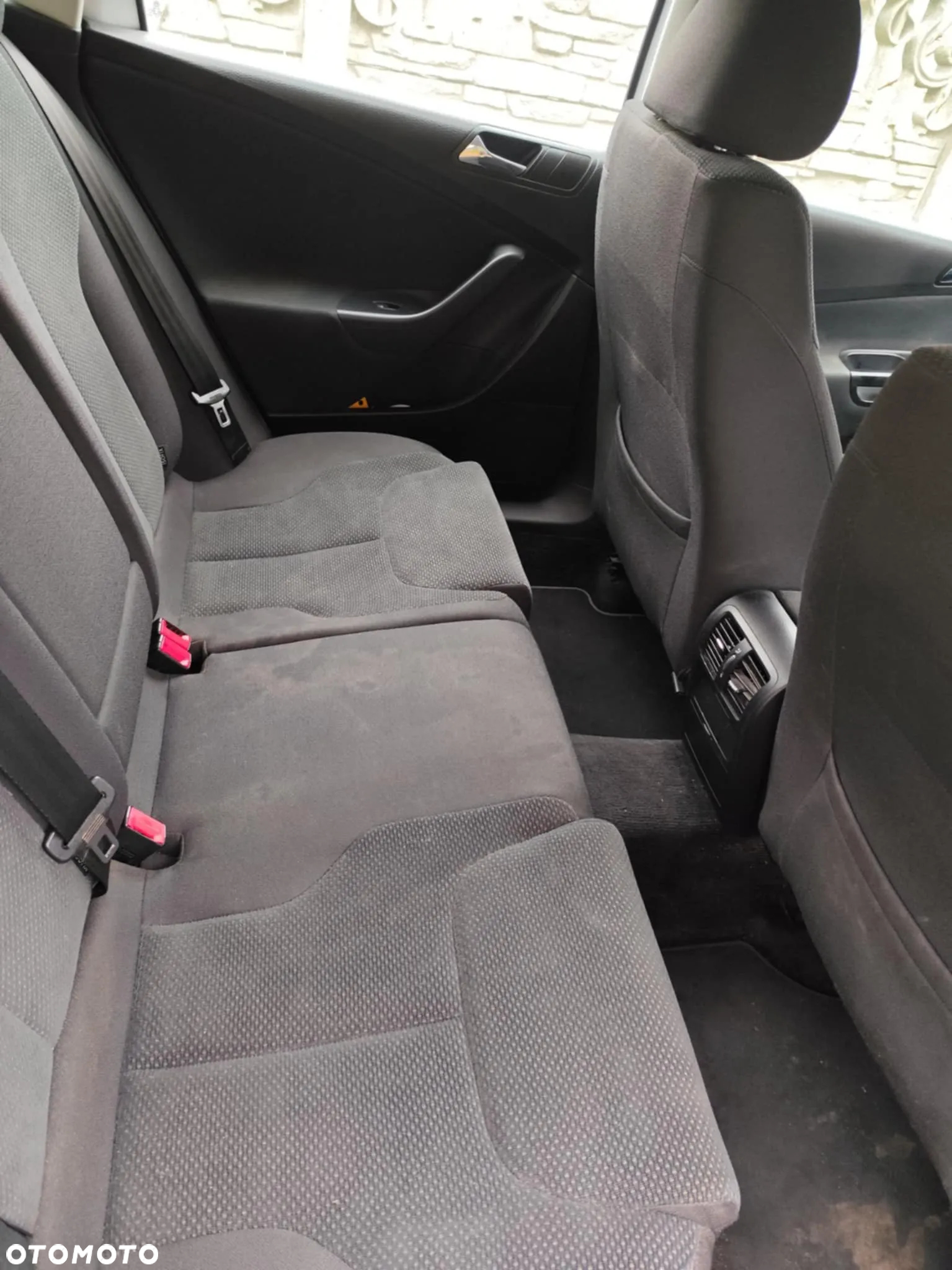 Volkswagen Passat - 19