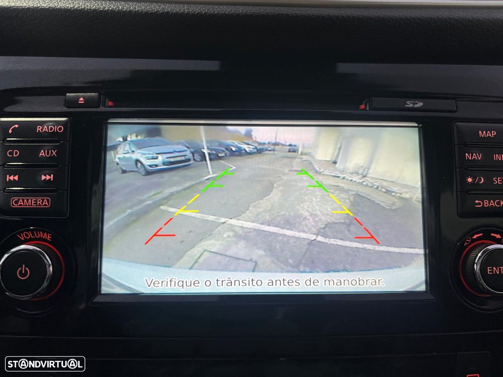 Nissan Qashqai 1.5 dCi DPF acenta - 24