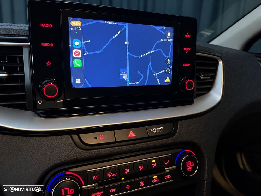 Kia XCeed 1.6 GDi PHEV Drive - 12