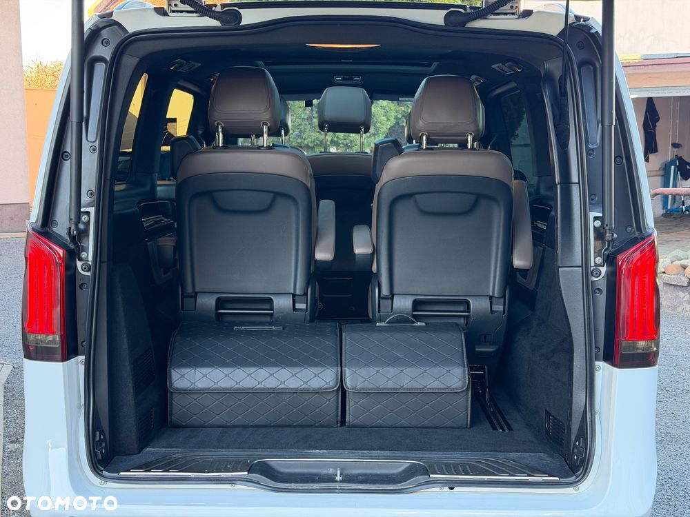 Mercedes-Benz Klasa V 300 d lang 9G-TRONIC Edition 2020 - 11