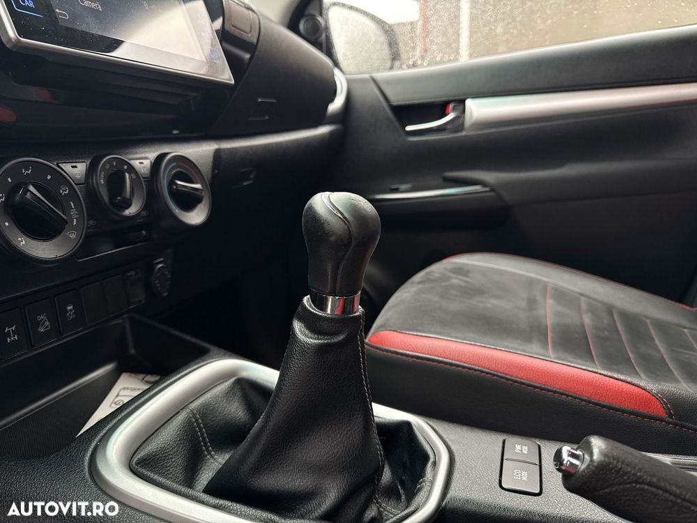 Toyota Hilux - 20
