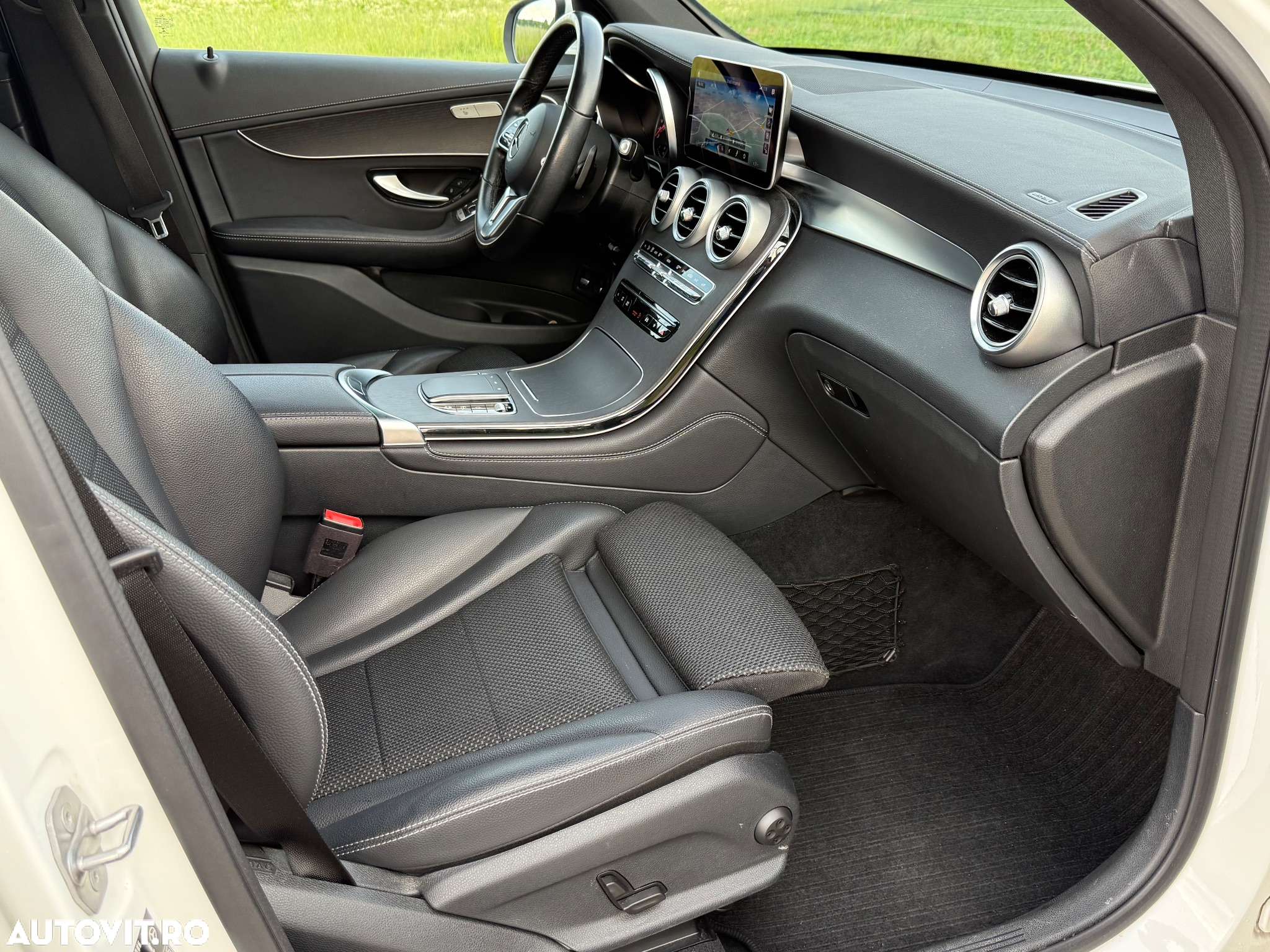 Mercedes-Benz GLC 200 d 4Matic 9G-TRONIC Exclusive - 16