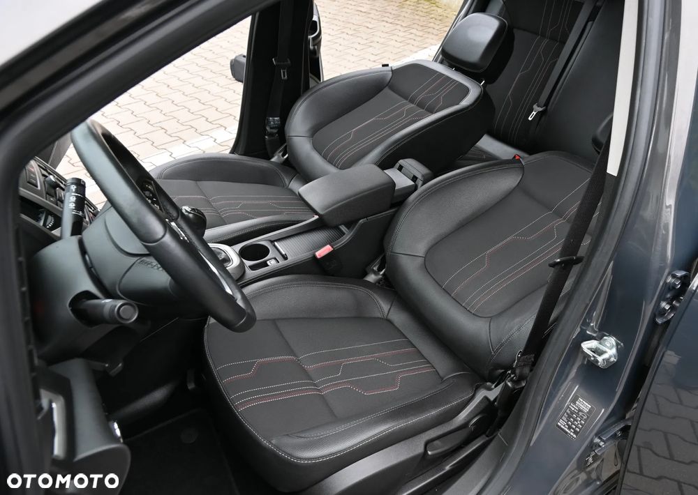 Opel Astra 1.4 T Cosmo S&S - 33