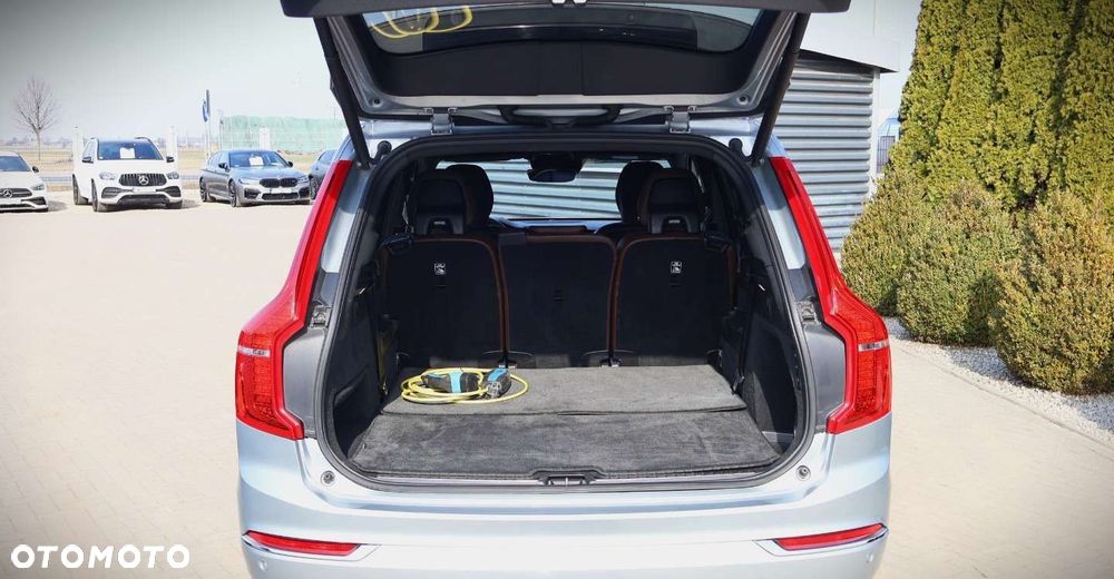 Volvo XC 90 - 8