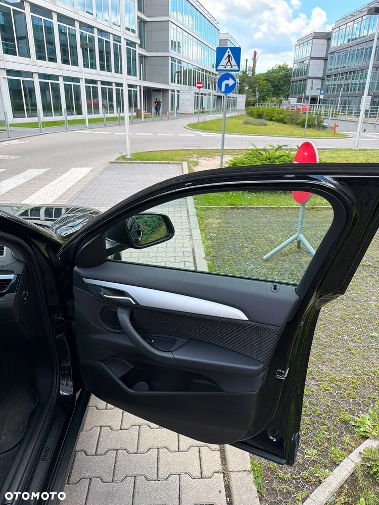 BMW X2 sDrive18i - 18