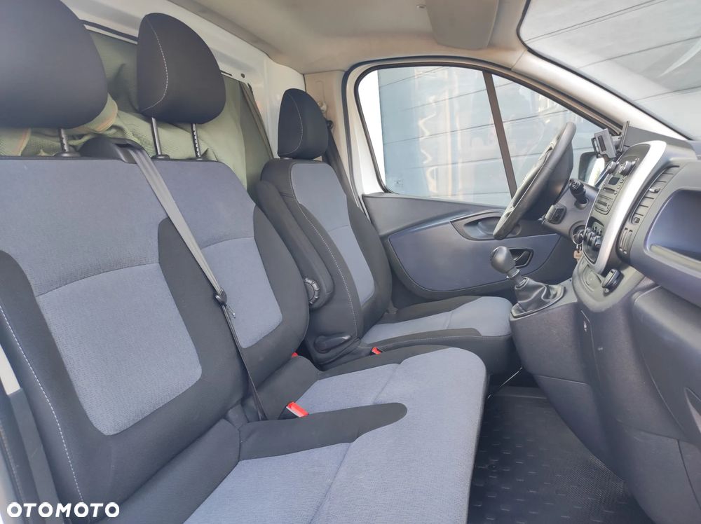 Opel vivaro - 14
