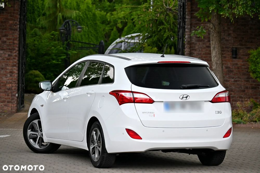 Hyundai i30 1.4 BlueDrive Comfort - 12