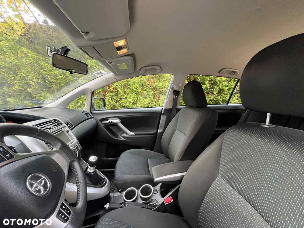 Toyota Verso 2.0 D-4D 2010 7os - 6