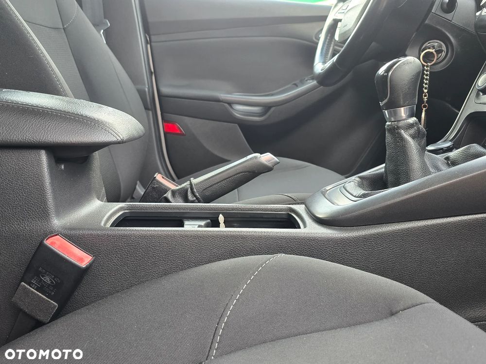 Ford Focus 1.6 Gold X - 12