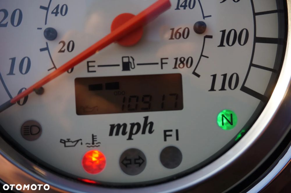 Suzuki Boulevard - 10