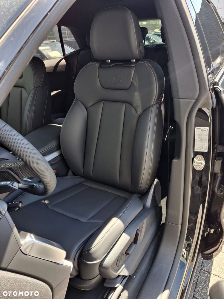 Audi Q8 - 14