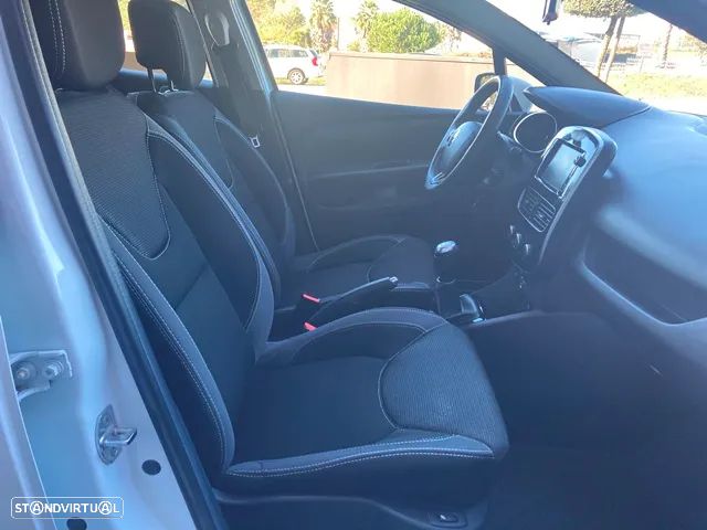 Renault Clio 0.9 TCE Luxe - 29