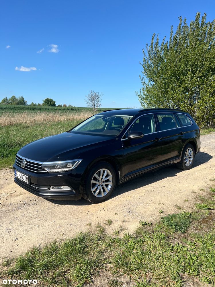 Volkswagen Passat - 19