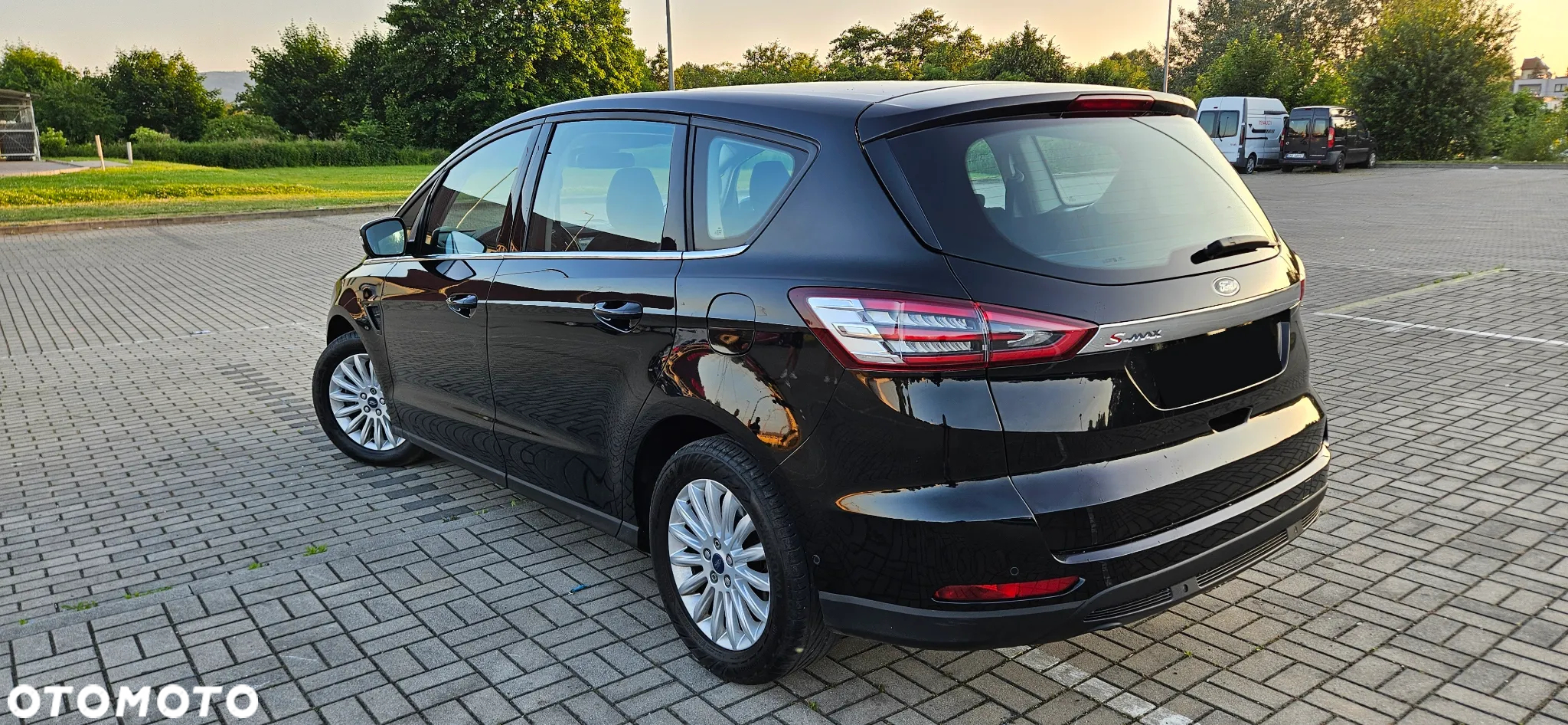 Ford S-Max 2.0 TDCi Trend - 4